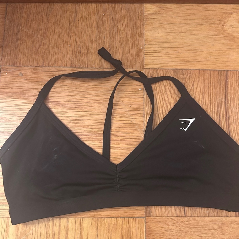 Halter GymShark Sports Bra